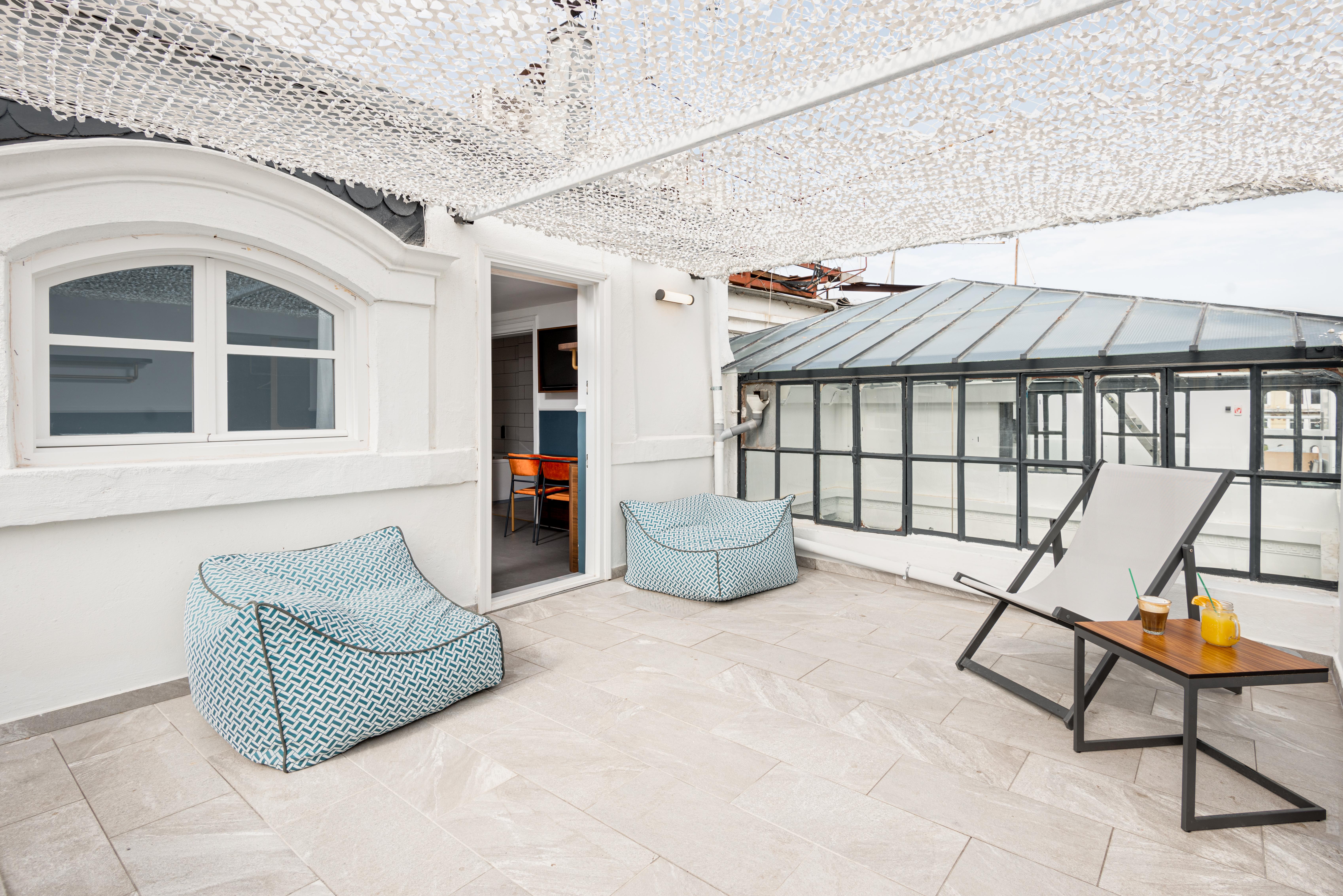 Colors Urban Hotel Солун Екстериор снимка