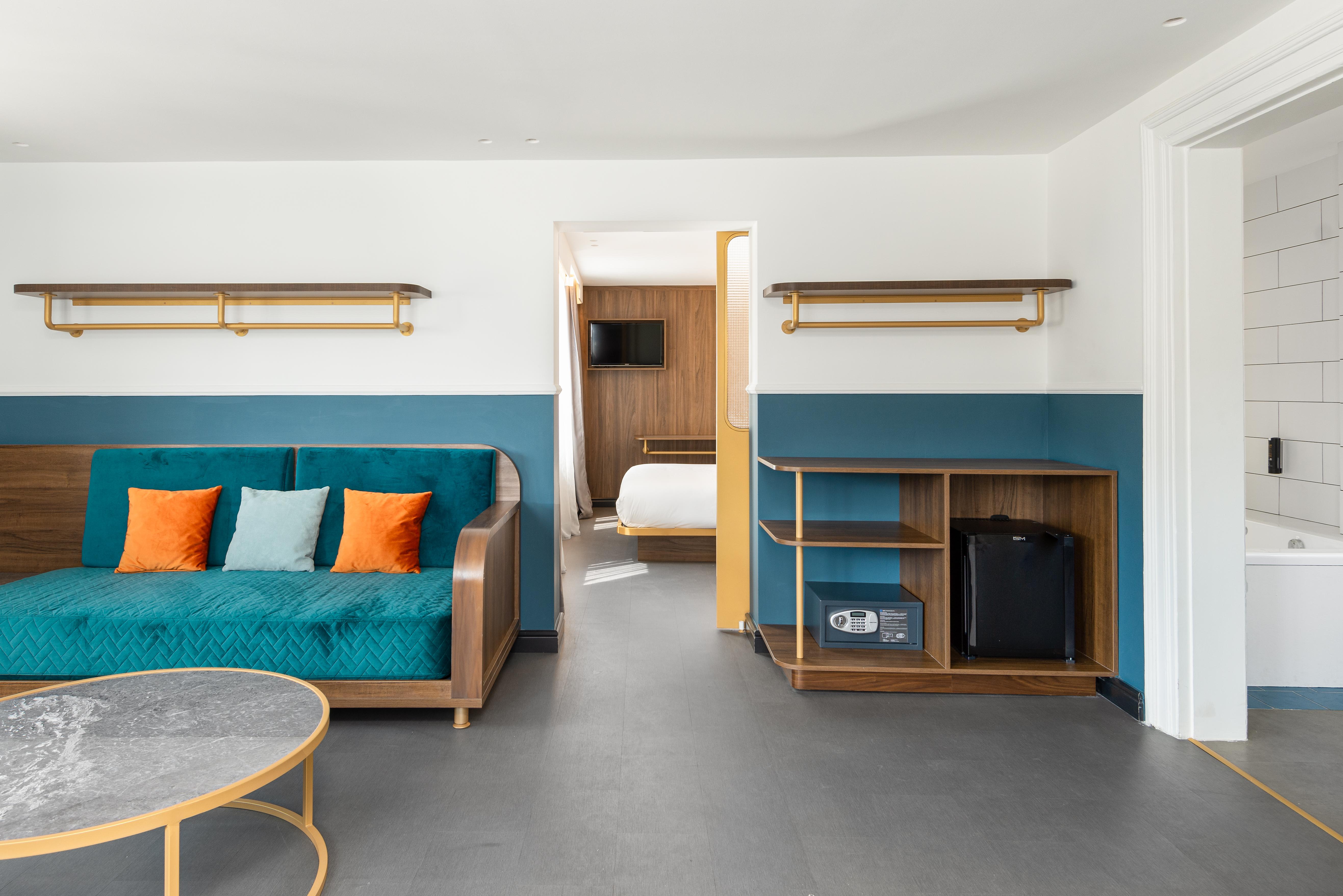 Colors Urban Hotel Солун Екстериор снимка