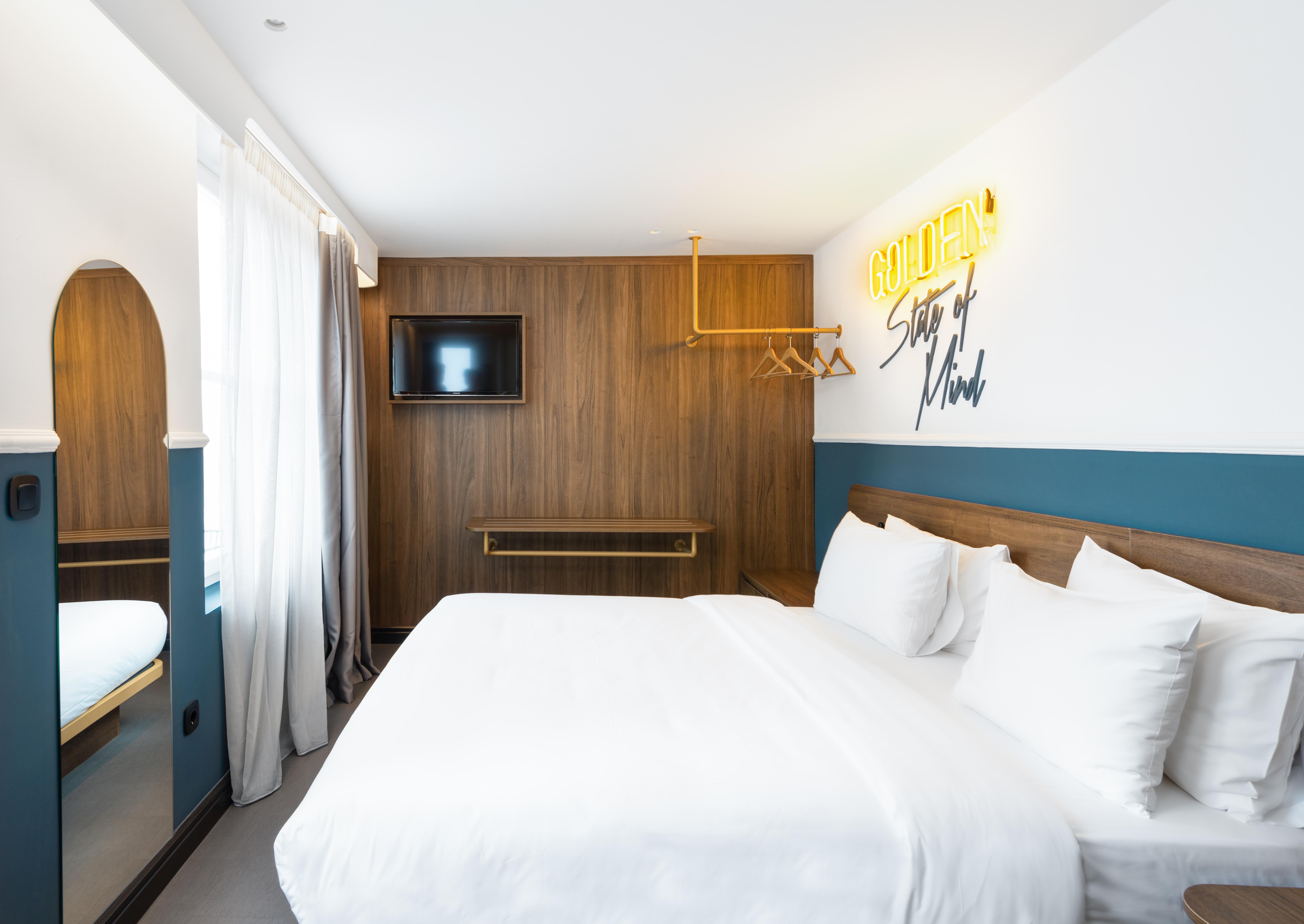 Colors Urban Hotel Солун Екстериор снимка