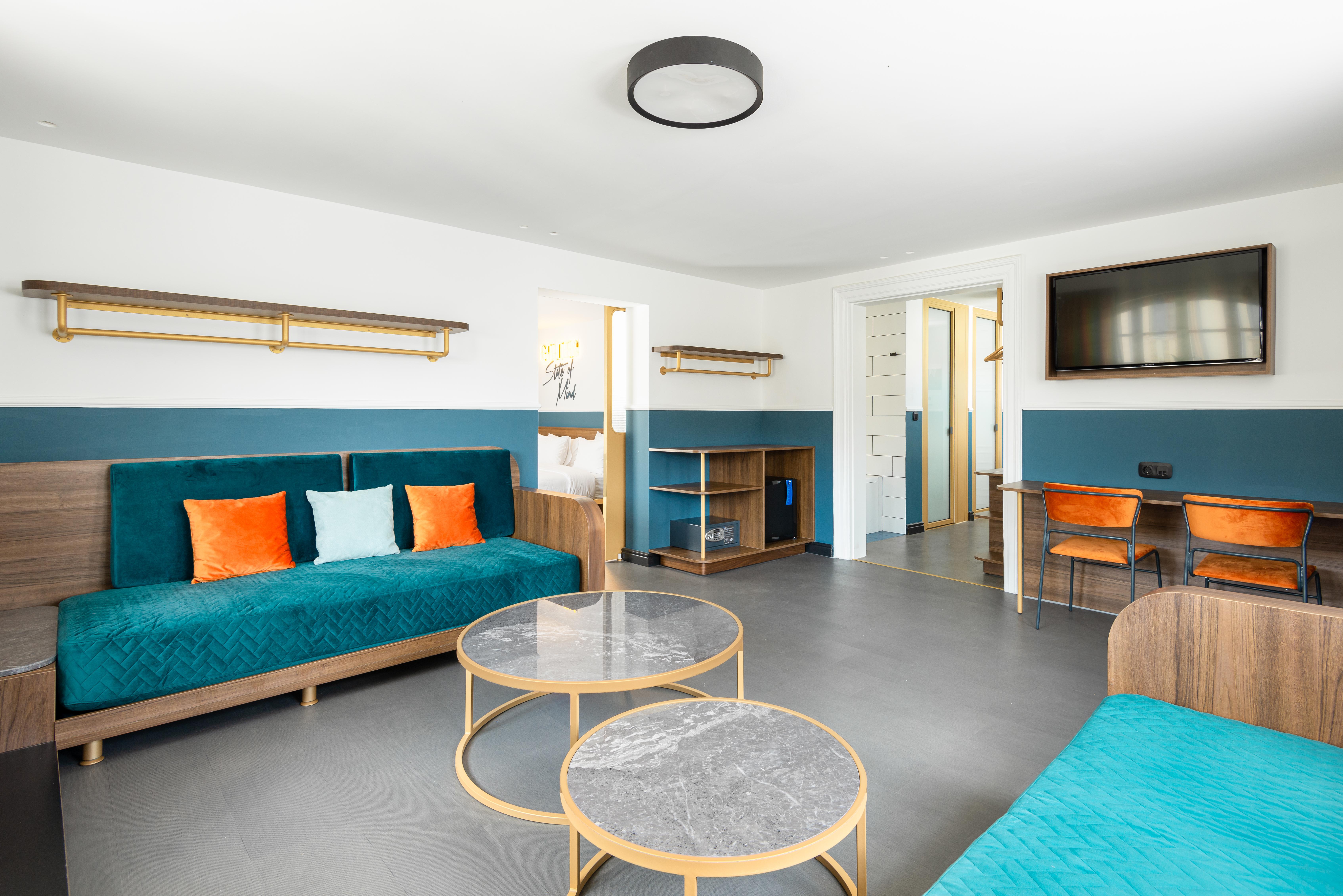 Colors Urban Hotel Солун Екстериор снимка