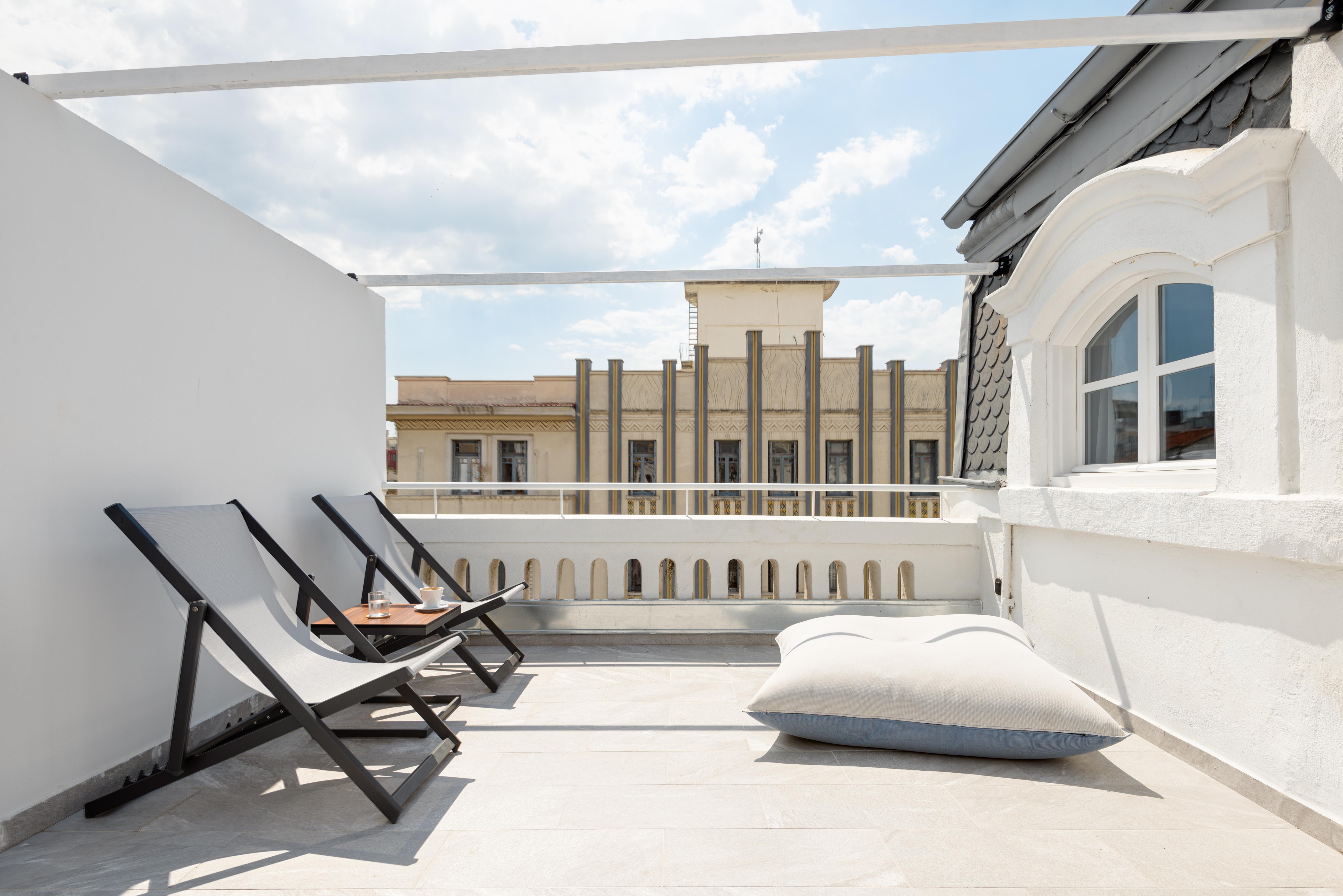 Colors Urban Hotel Солун Екстериор снимка