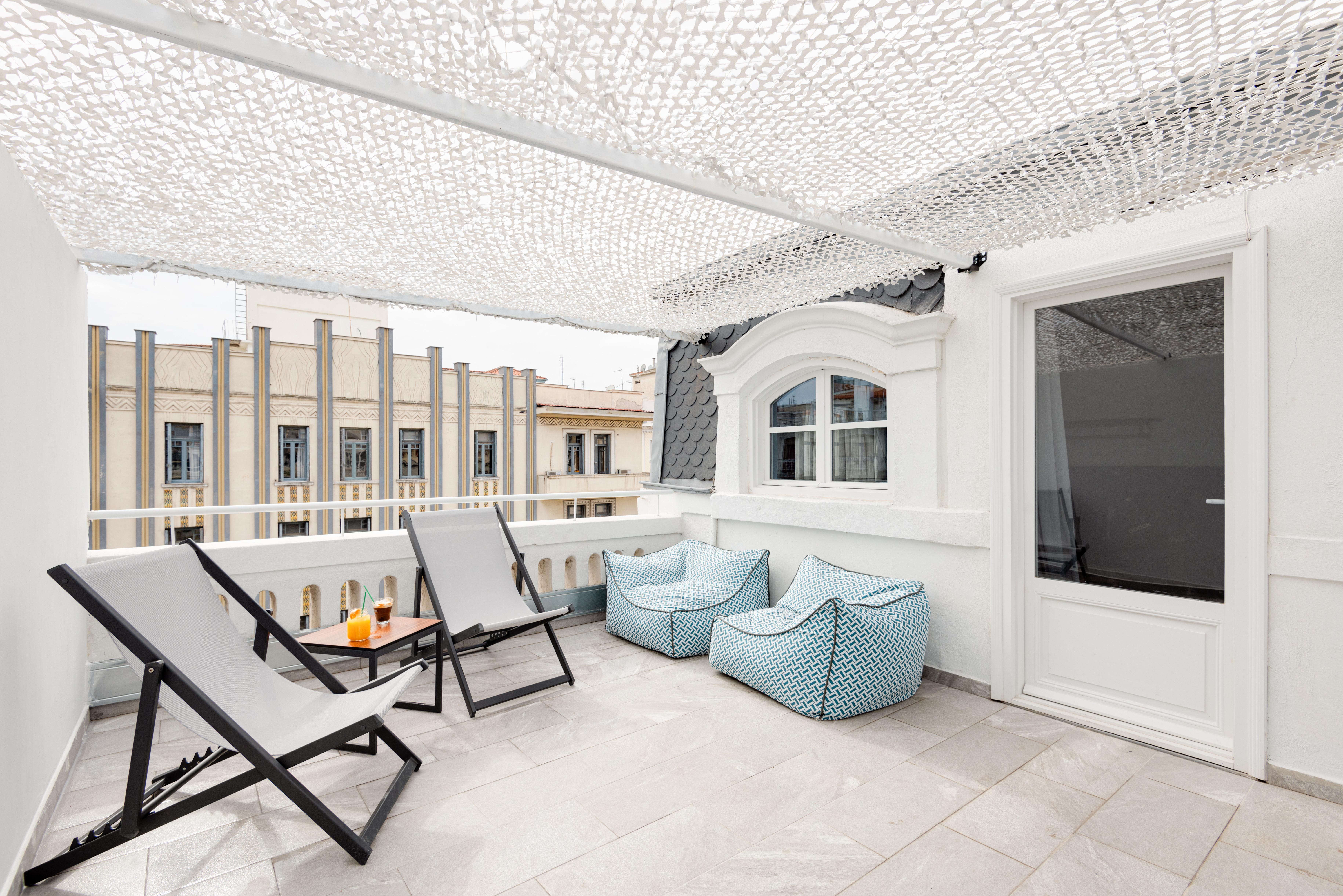 Colors Urban Hotel Солун Екстериор снимка