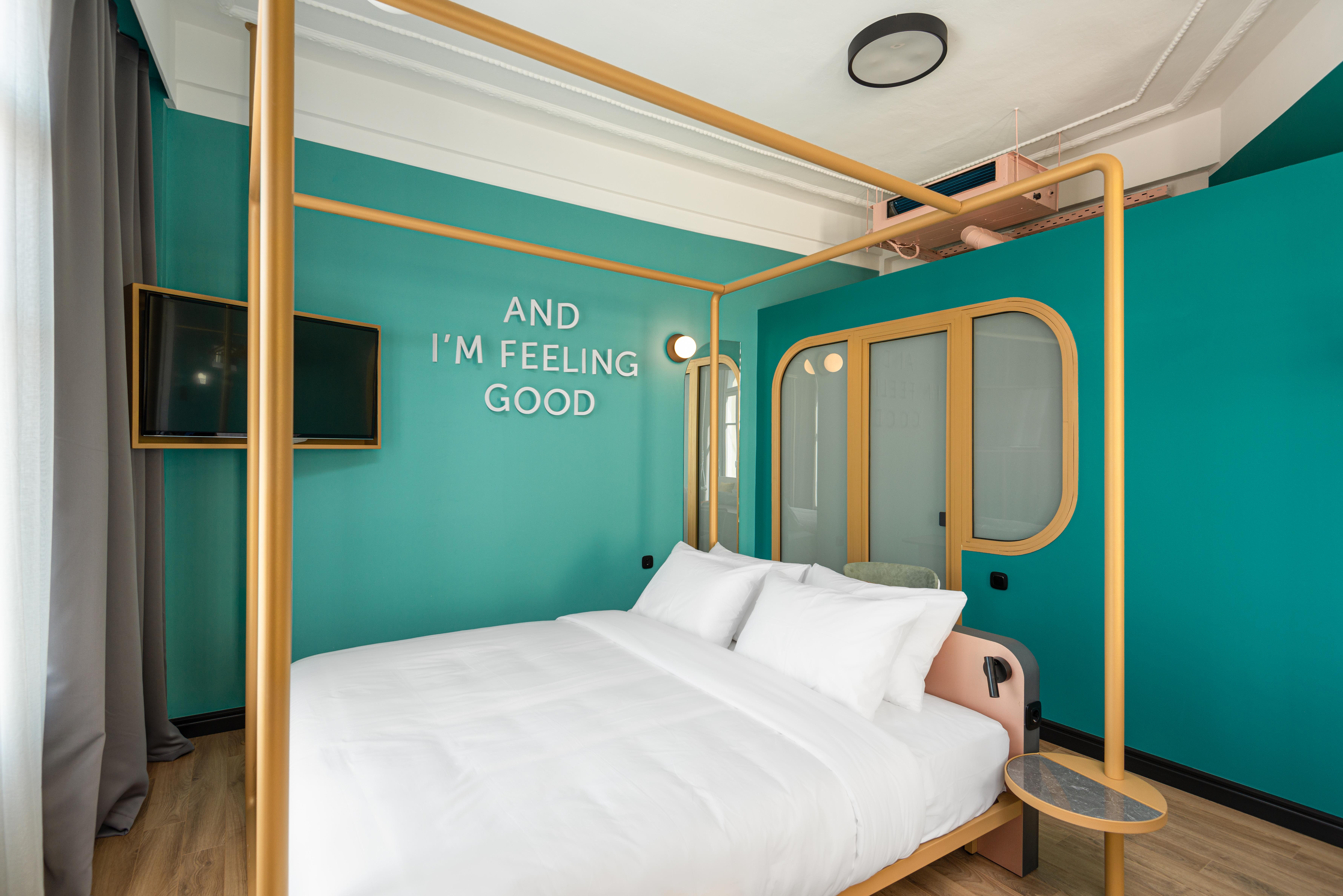 Colors Urban Hotel Солун Екстериор снимка