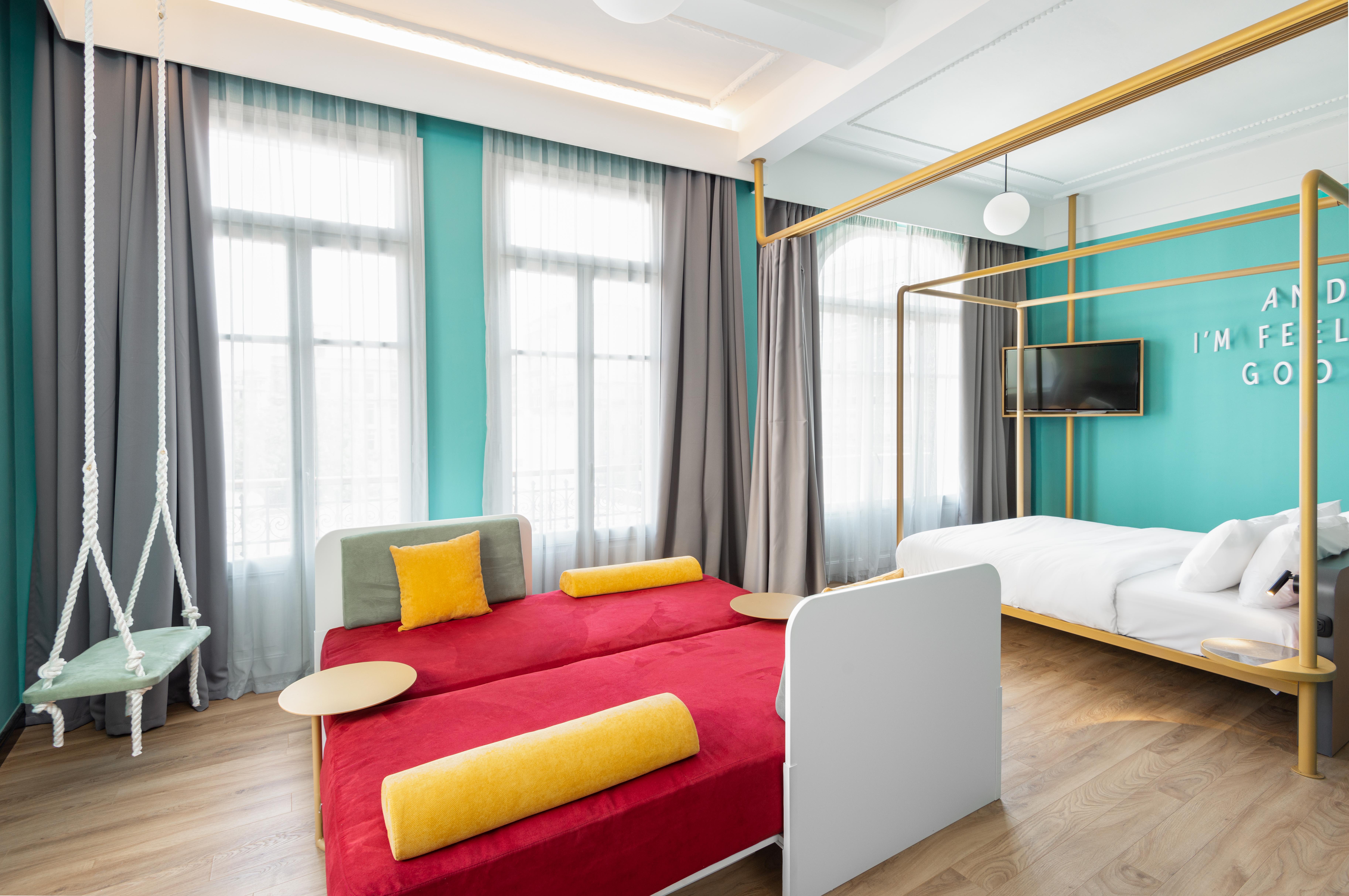 Colors Urban Hotel Солун Екстериор снимка