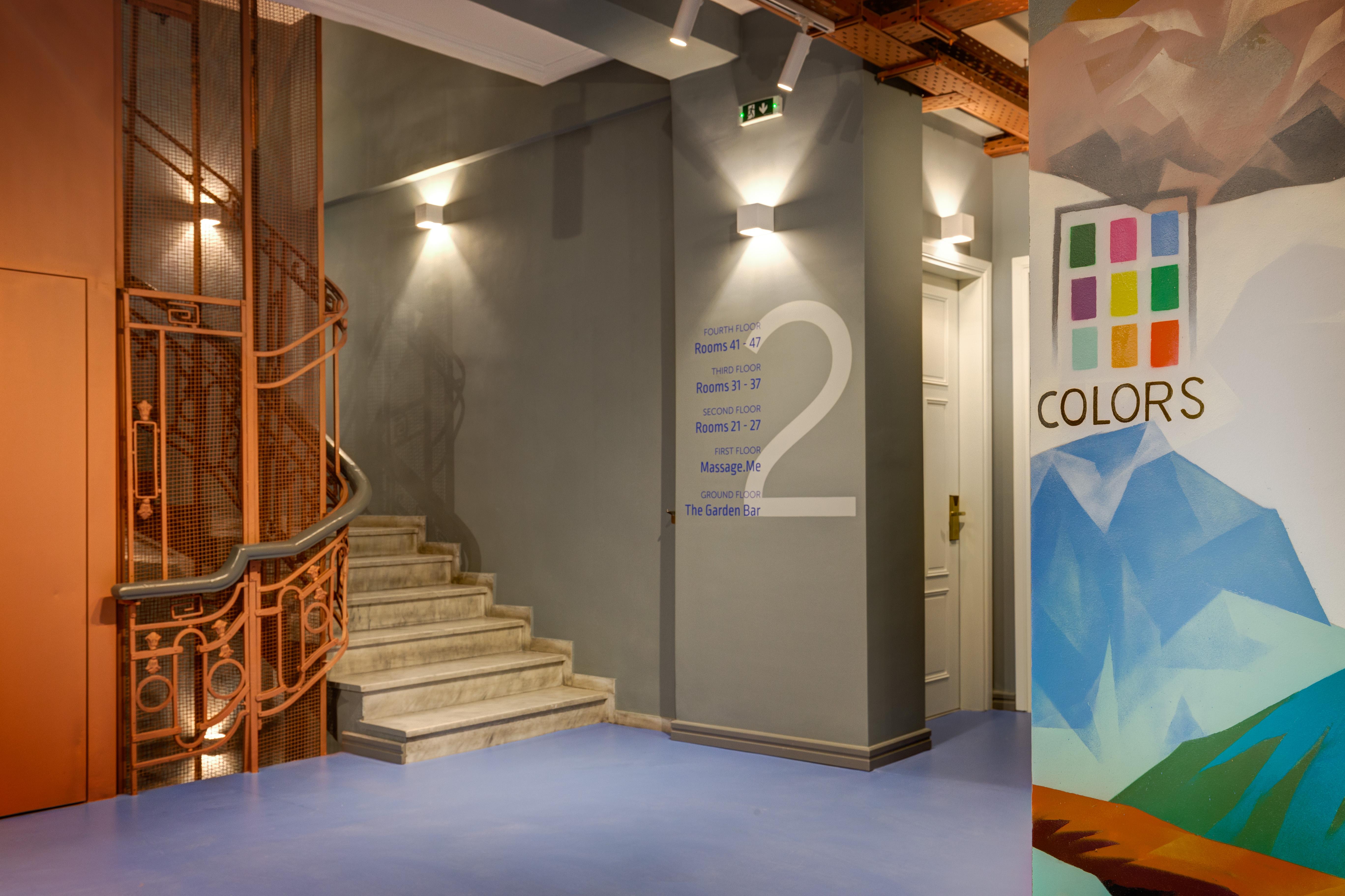 Colors Urban Hotel Солун Екстериор снимка